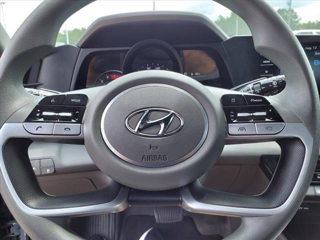 2022 Hyundai Elantra Vehicle Photo in HENDERSON, NC 27536-2966