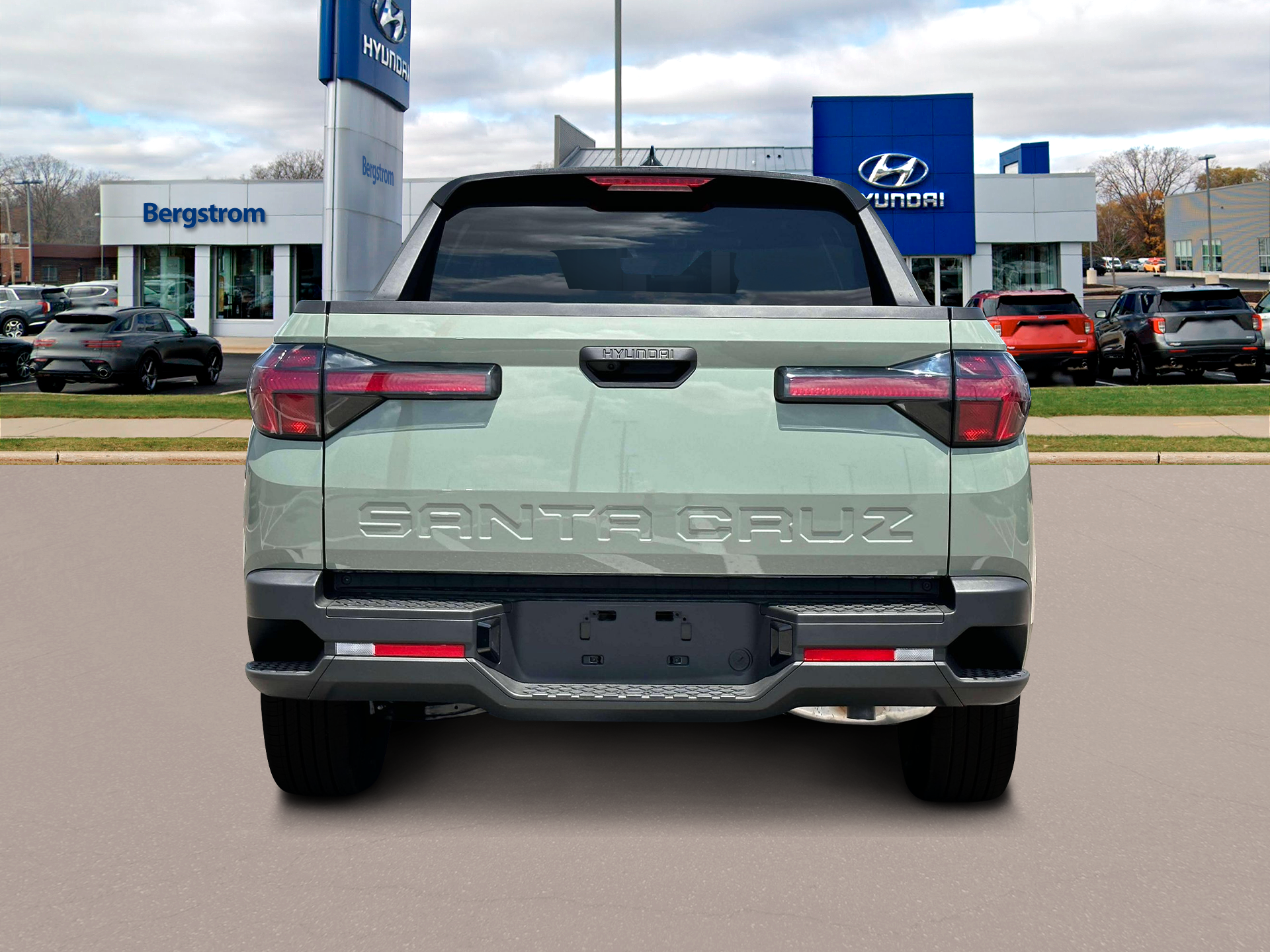 2024 Hyundai SANTA CRUZ Vehicle Photo in Green Bay, WI 54304