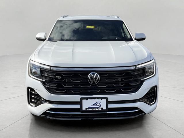 2025 Volkswagen Atlas Cross Sport Vehicle Photo in Oshkosh, WI 54904