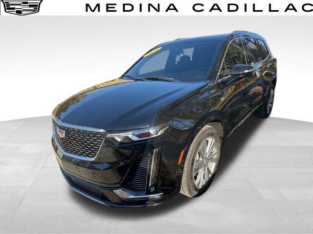 2022 Cadillac XT6 Vehicle Photo in MEDINA, OH 44256-9631