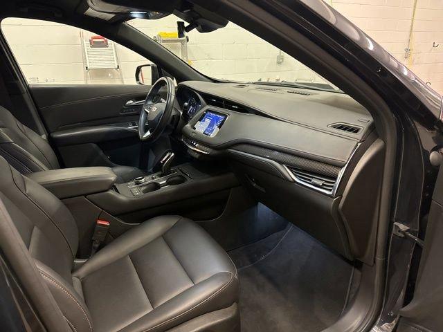 2022 Cadillac XT4 Vehicle Photo in MEDINA, OH 44256-9631