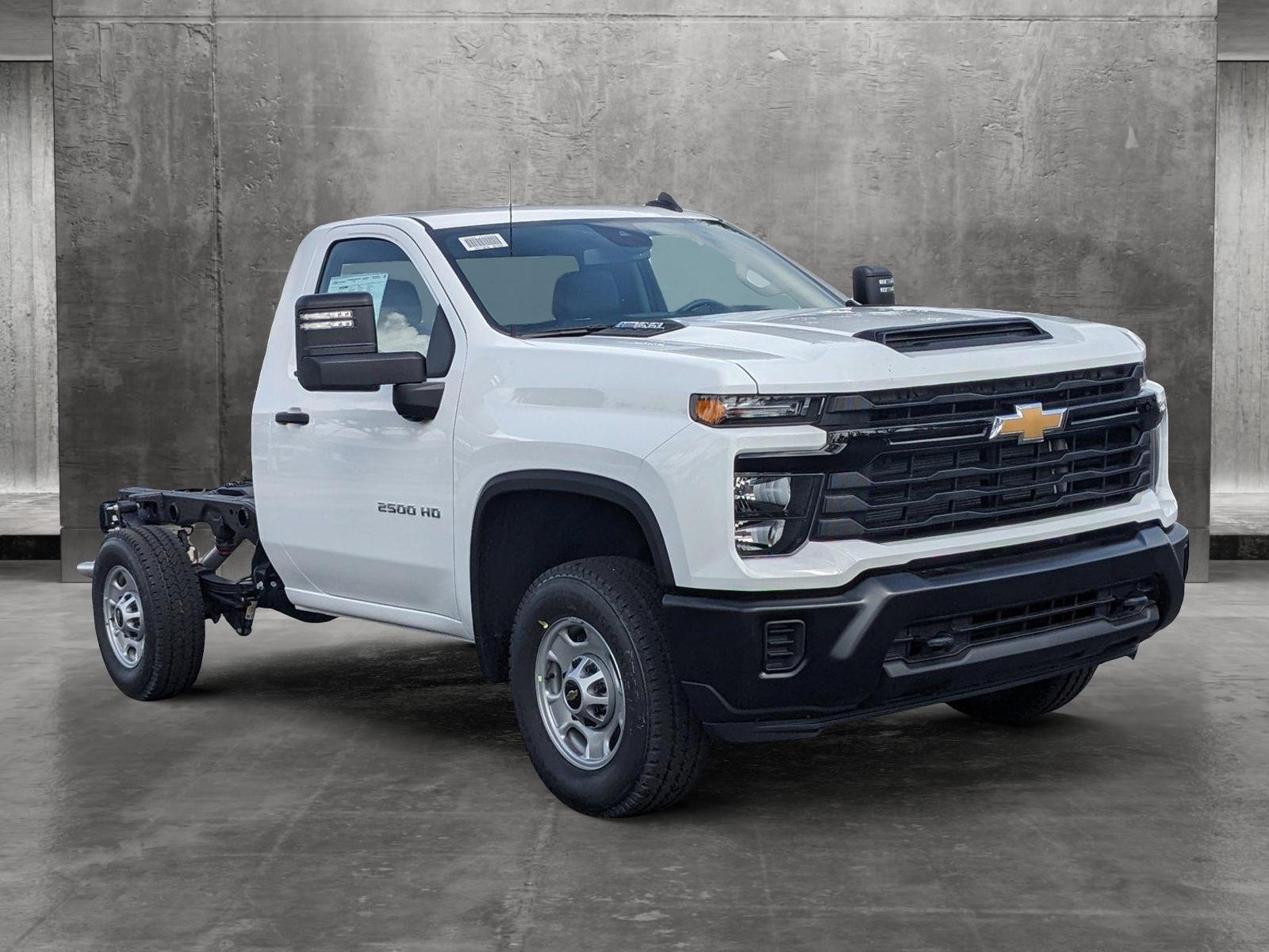 2025 Chevrolet Silverado 2500 HD Vehicle Photo in GREENACRES, FL 33463-3207