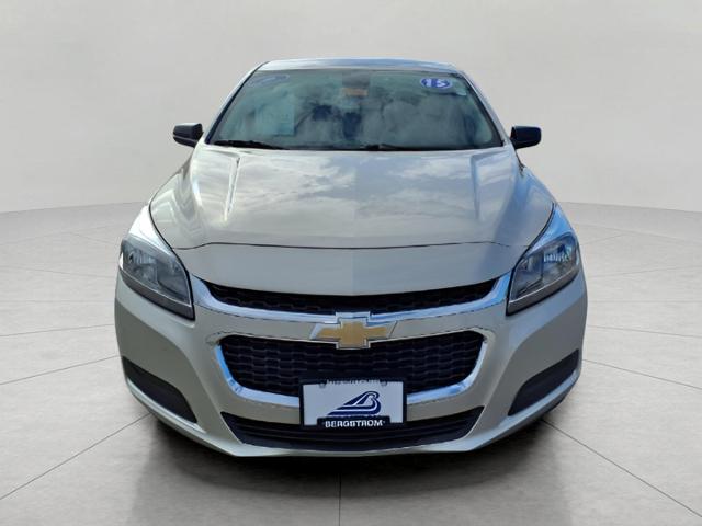 2015 Chevrolet Malibu Vehicle Photo in Oshkosh, WI 54904