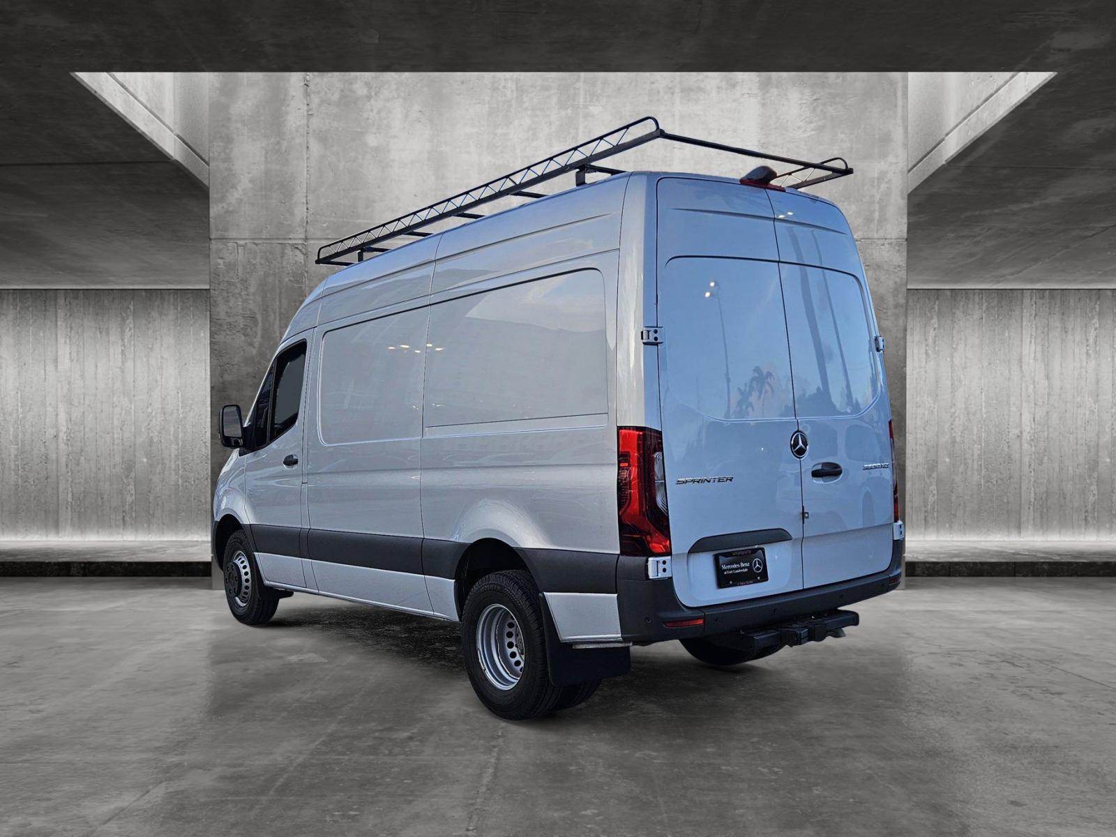 2020 Mercedes-Benz Sprinter Cargo Van Vehicle Photo in Fort Lauderdale, FL 33316