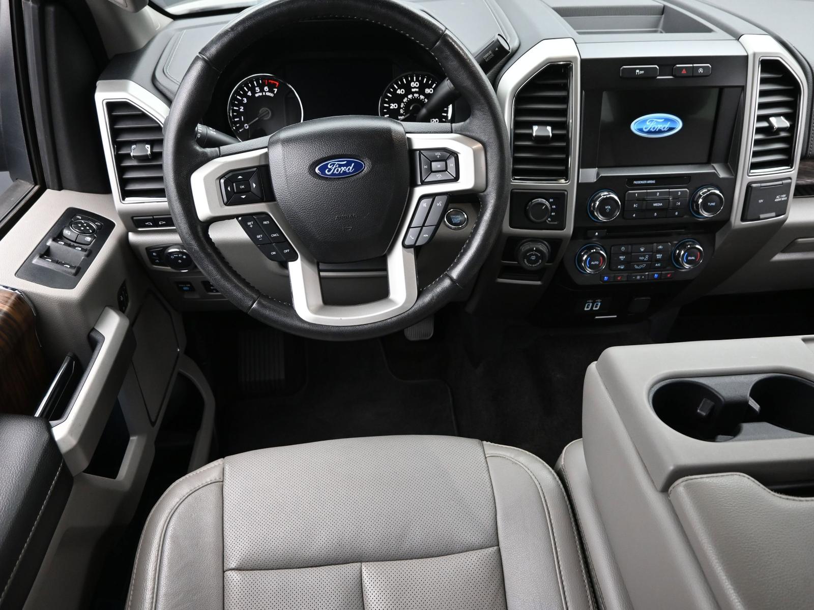 2018 Ford F-150 Vehicle Photo in Cedar Rapids, IA 52402