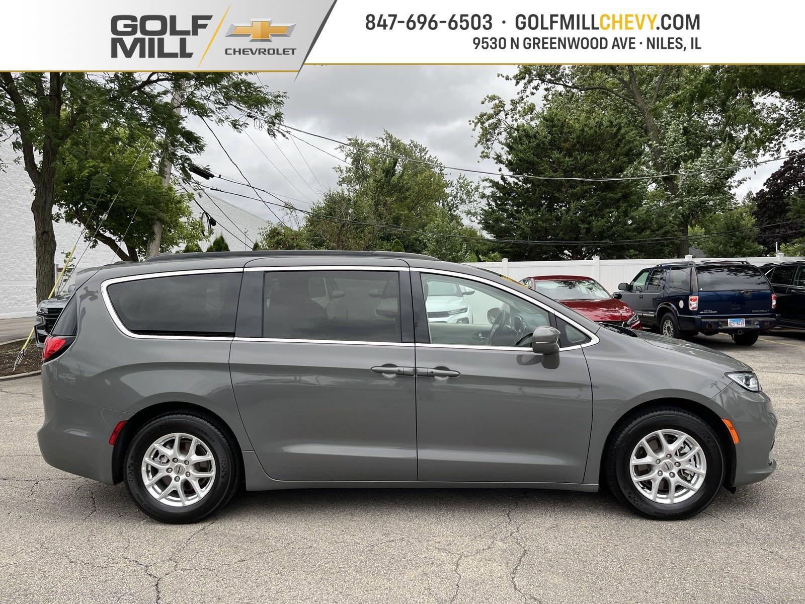 2022 Chrysler Pacifica Vehicle Photo in Saint Charles, IL 60174