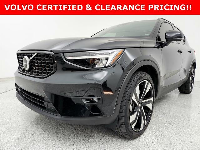 2023 Volvo XC40 Vehicle Photo in Grapevine, TX 76051