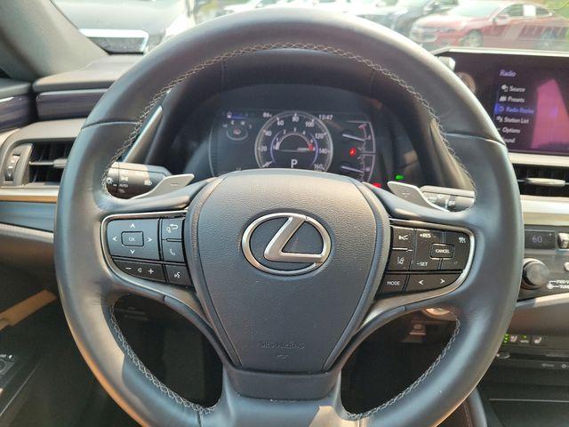 2020 Lexus ES 350 Vehicle Photo in DANBURY, CT 06810-5034