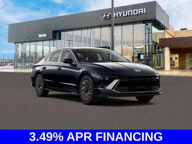 2024 Hyundai SONATA Hybrid Vehicle Photo in Highland, IN 46322-2506