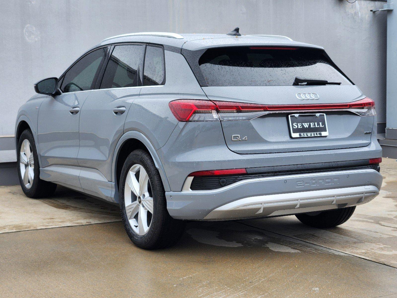 2024 Audi Q4 e-tron Vehicle Photo in SUGAR LAND, TX 77478