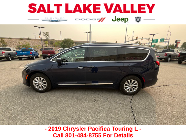 2019 Chrysler Pacifica Vehicle Photo in Salt Lake City, UT 84115-2787