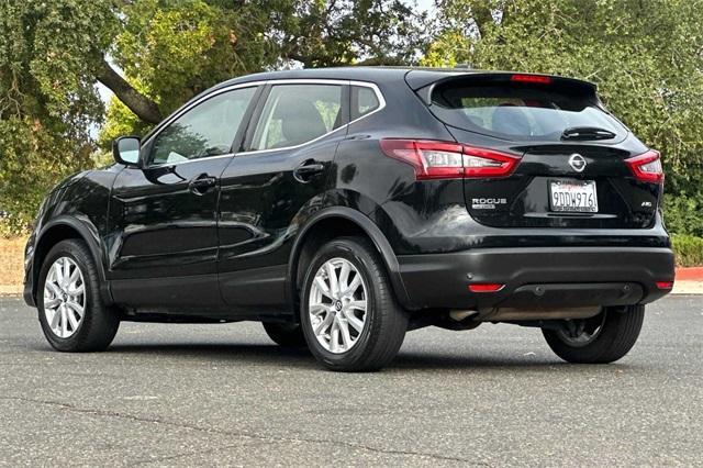 2021 Nissan Rogue Sport Vehicle Photo in ELK GROVE, CA 95757-8703