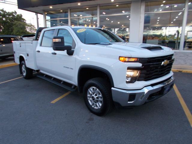 2024 Chevrolet Silverado 2500 HD Vehicle Photo in LOWELL, MA 01852-4336