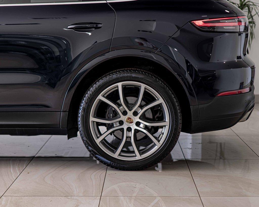 2021 Porsche Cayenne Vehicle Photo in Plainfield, IL 60586