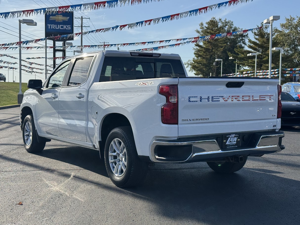 2020 Chevrolet Silverado 1500 Vehicle Photo in BOONVILLE, IN 47601-9633