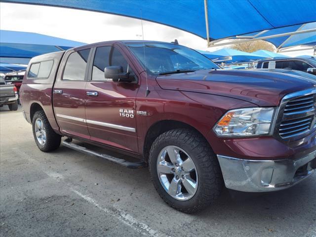 2017 Ram 1500 Vehicle Photo in DENTON, TX 76210-9321