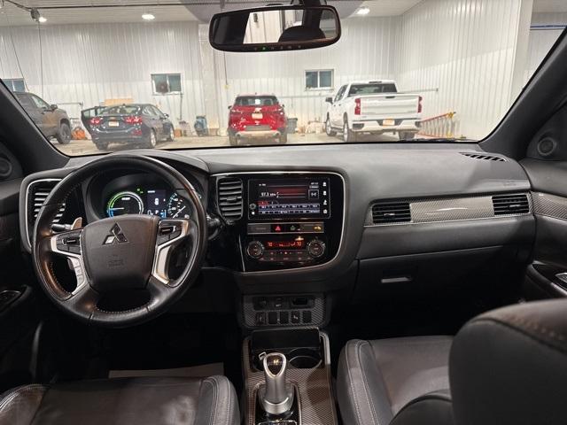 2019 Mitsubishi Outlander PHEV Vehicle Photo in GLENWOOD, MN 56334-1123