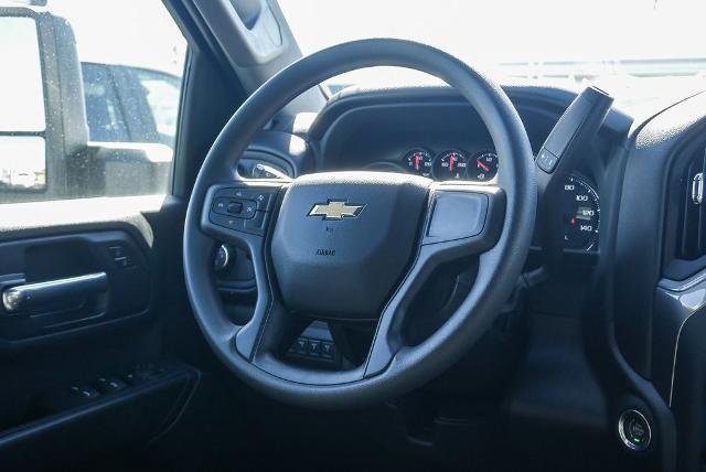 2024 Chevrolet Silverado 3500 HD CC Vehicle Photo in VENTURA, CA 93003-8585