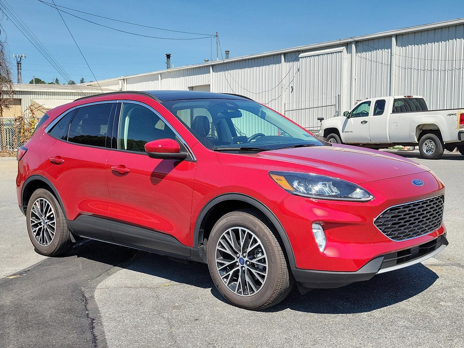 2022 Ford Escape Vehicle Photo in Harrisburg, PA 17111