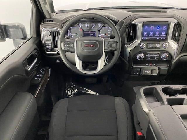 2023 GMC Sierra 2500 HD Vehicle Photo in BROCKTON, MA 02301-7113