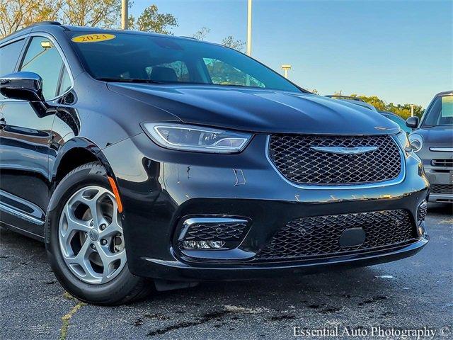 2023 Chrysler Pacifica Vehicle Photo in Saint Charles, IL 60174