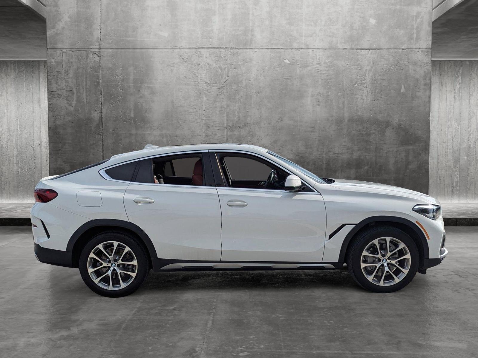 2022 BMW X6 xDrive40i Vehicle Photo in Delray Beach, FL 33444