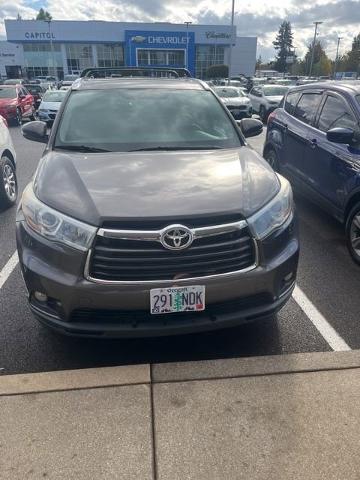 2016 Toyota Highlander Vehicle Photo in Salem, OR 97301