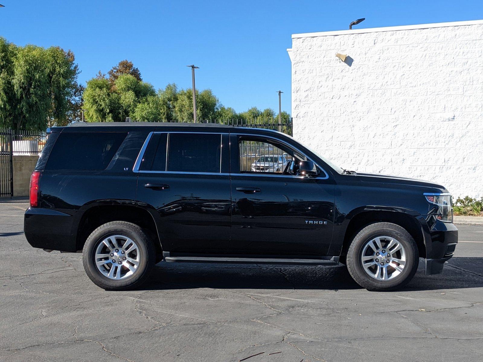 2019 Chevrolet Tahoe Vehicle Photo in VALENCIA, CA 91355-1705