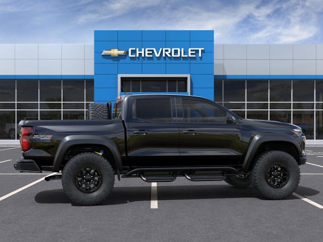 2024 Chevrolet Colorado Vehicle Photo in MASSENA, NY 13662-2255