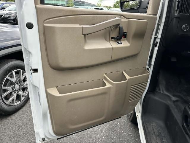 2020 Chevrolet Express Cargo Van Vehicle Photo in SAINT JAMES, NY 11780-3219