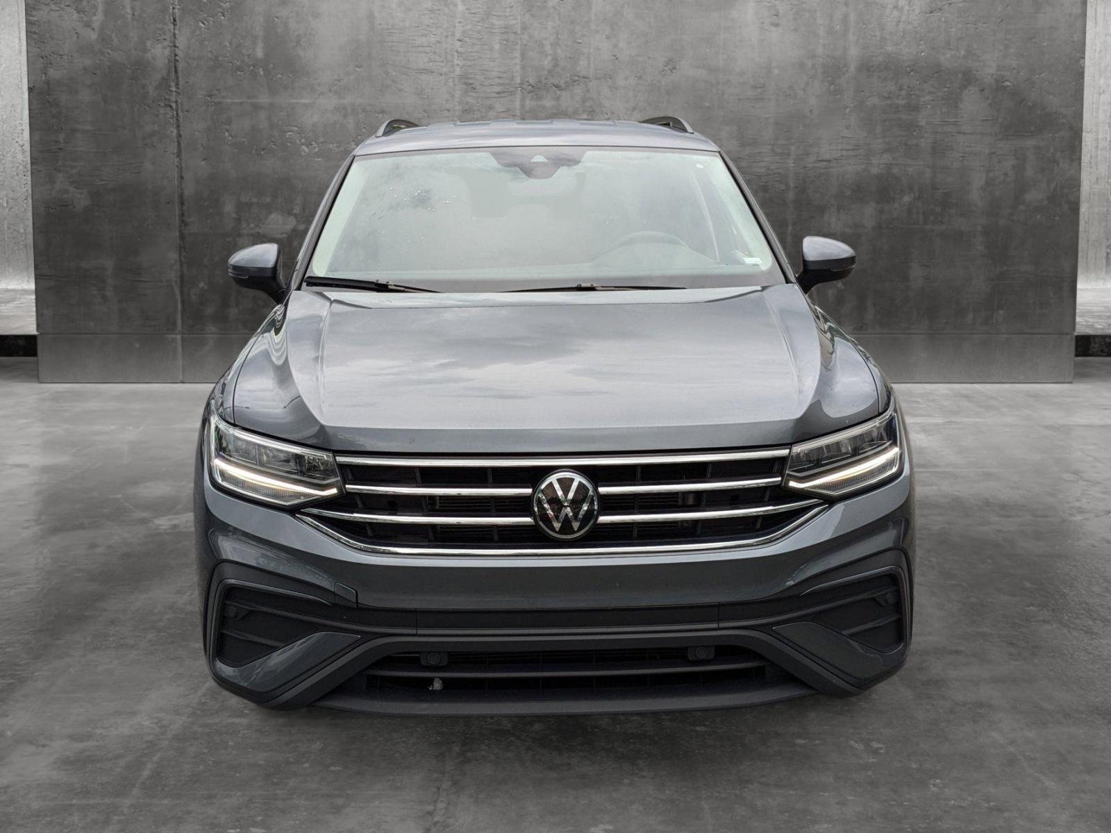 2024 Volkswagen Tiguan Vehicle Photo in Miami, FL 33015