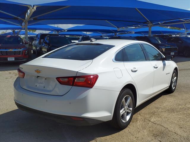 2025 Chevrolet Malibu Vehicle Photo in Denton, TX 76205