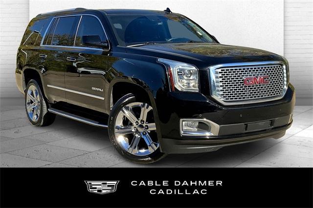 2017 GMC Yukon Vehicle Photo in KANSAS CITY, MO 64114-4545