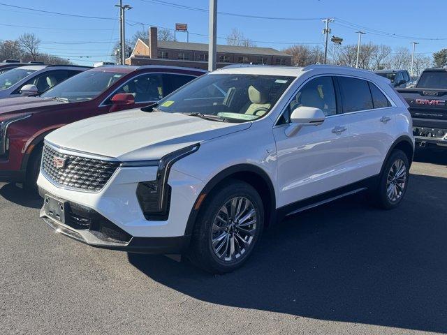 2025 Cadillac XT4 Vehicle Photo in LEOMINSTER, MA 01453-2952