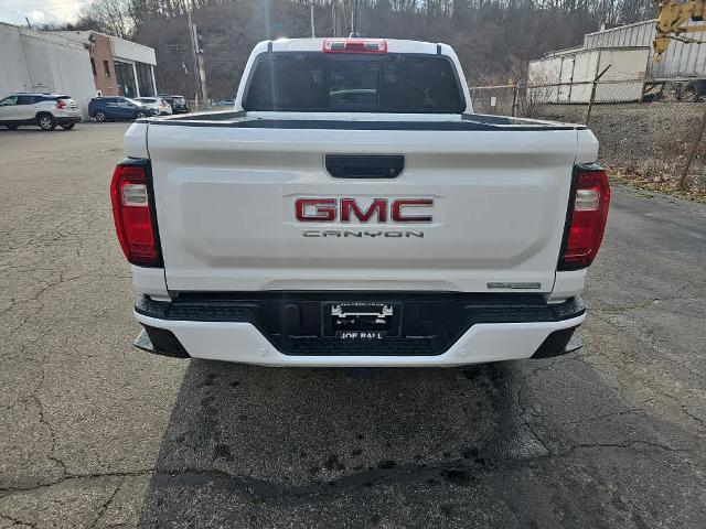 2024 GMC Canyon Vehicle Photo in GLENSHAW, PA 15116-1739