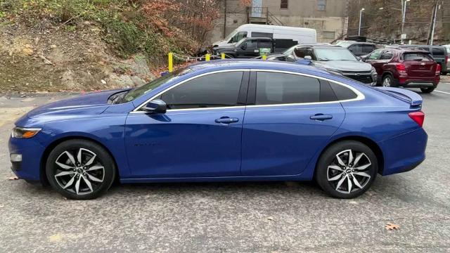 2023 Chevrolet Malibu Vehicle Photo in MOON TOWNSHIP, PA 15108-2571