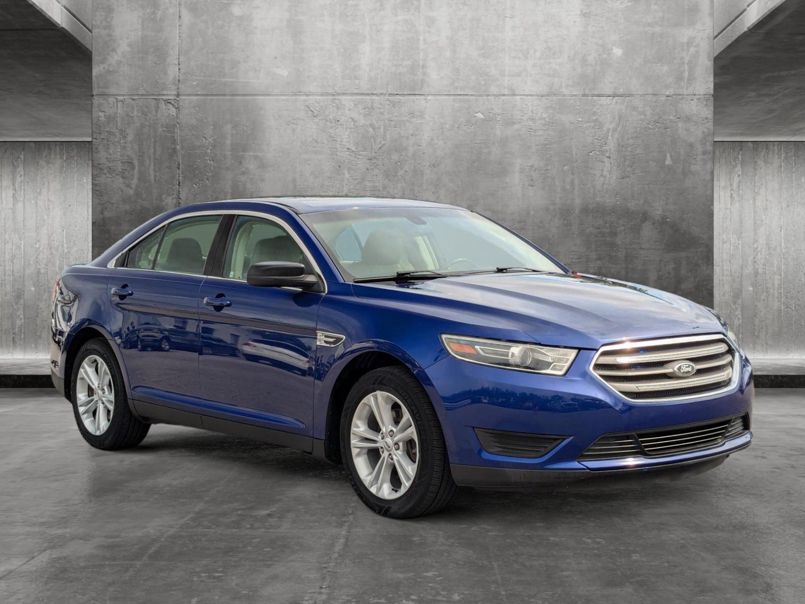 2015 Ford Taurus Vehicle Photo in St. Petersburg, FL 33713