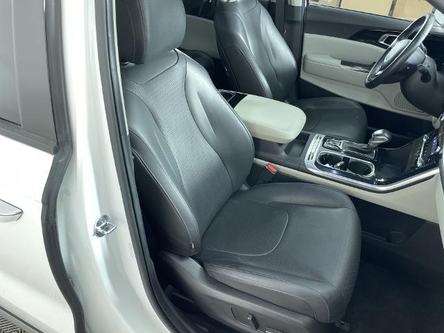 2022 Kia Carnival Vehicle Photo in GILBERT, AZ 85297-0402