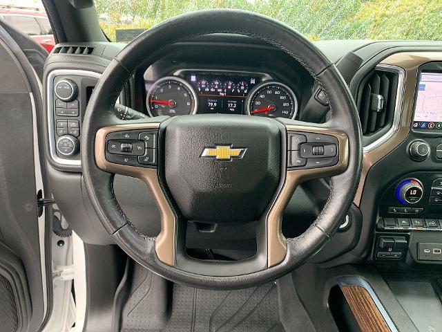 2021 Chevrolet Silverado 1500 Vehicle Photo in MOON TOWNSHIP, PA 15108-2571