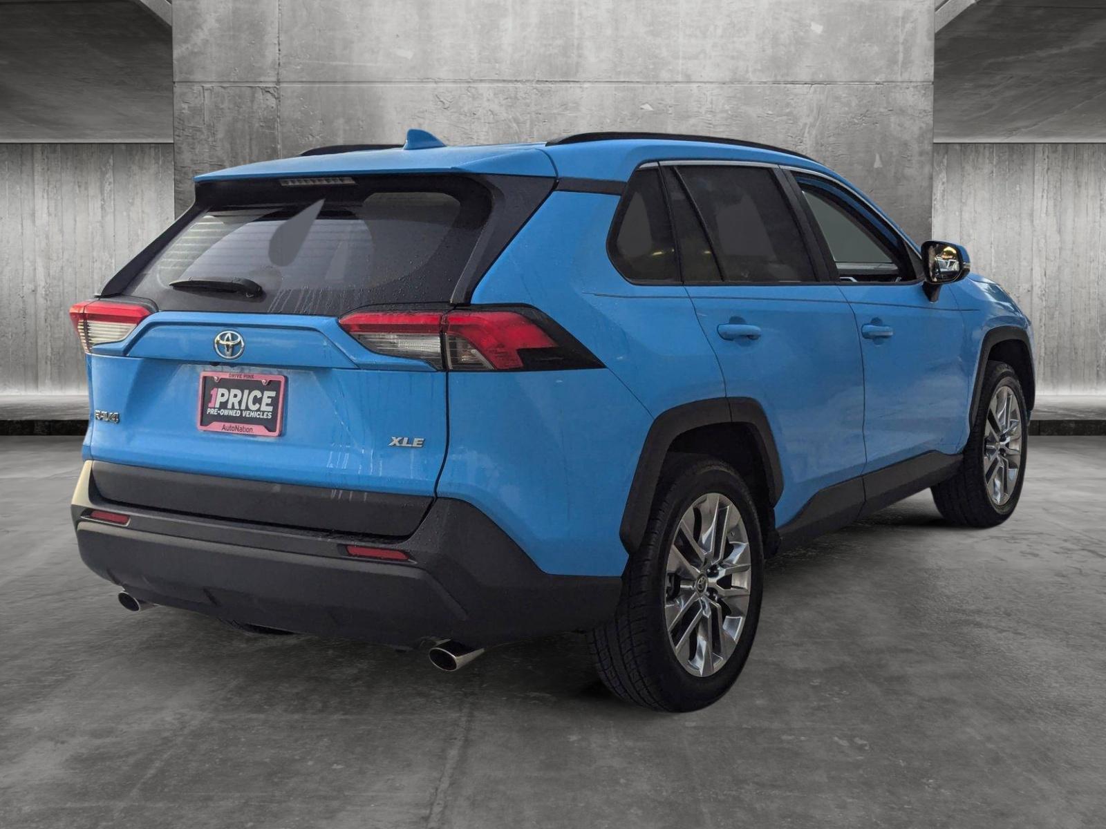 2019 Toyota RAV4 Vehicle Photo in Davie, FL 33331