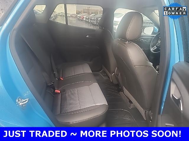 2025 Chevrolet Trax Vehicle Photo in Plainfield, IL 60586