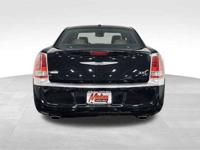 2013 Chrysler 300 Vehicle Photo in MEDINA, OH 44256-9631