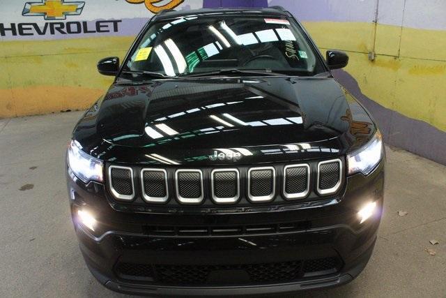 2022 Jeep Compass Vehicle Photo in GRAND LEDGE, MI 48837-9199