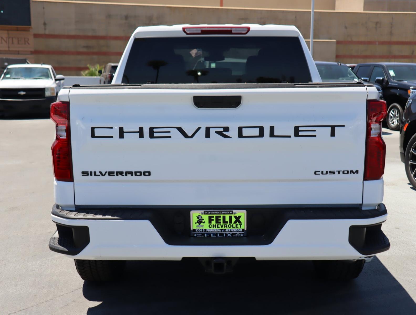 2024 Chevrolet Silverado 1500 Vehicle Photo in LOS ANGELES, CA 90007-3794