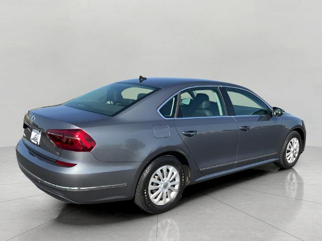 2017 Volkswagen Passat Vehicle Photo in Oshkosh, WI 54904