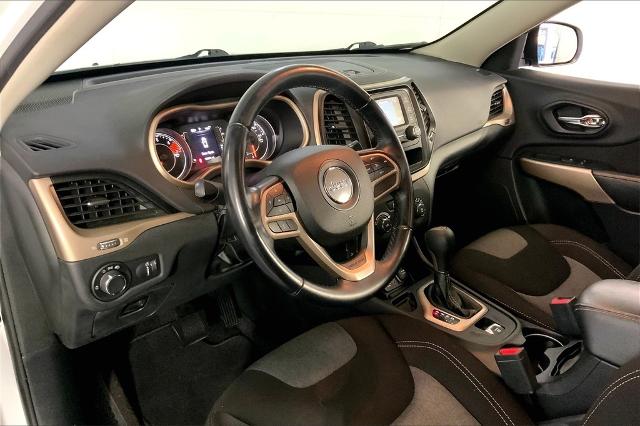 2017 Jeep Cherokee Vehicle Photo in Kansas City, MO 64114