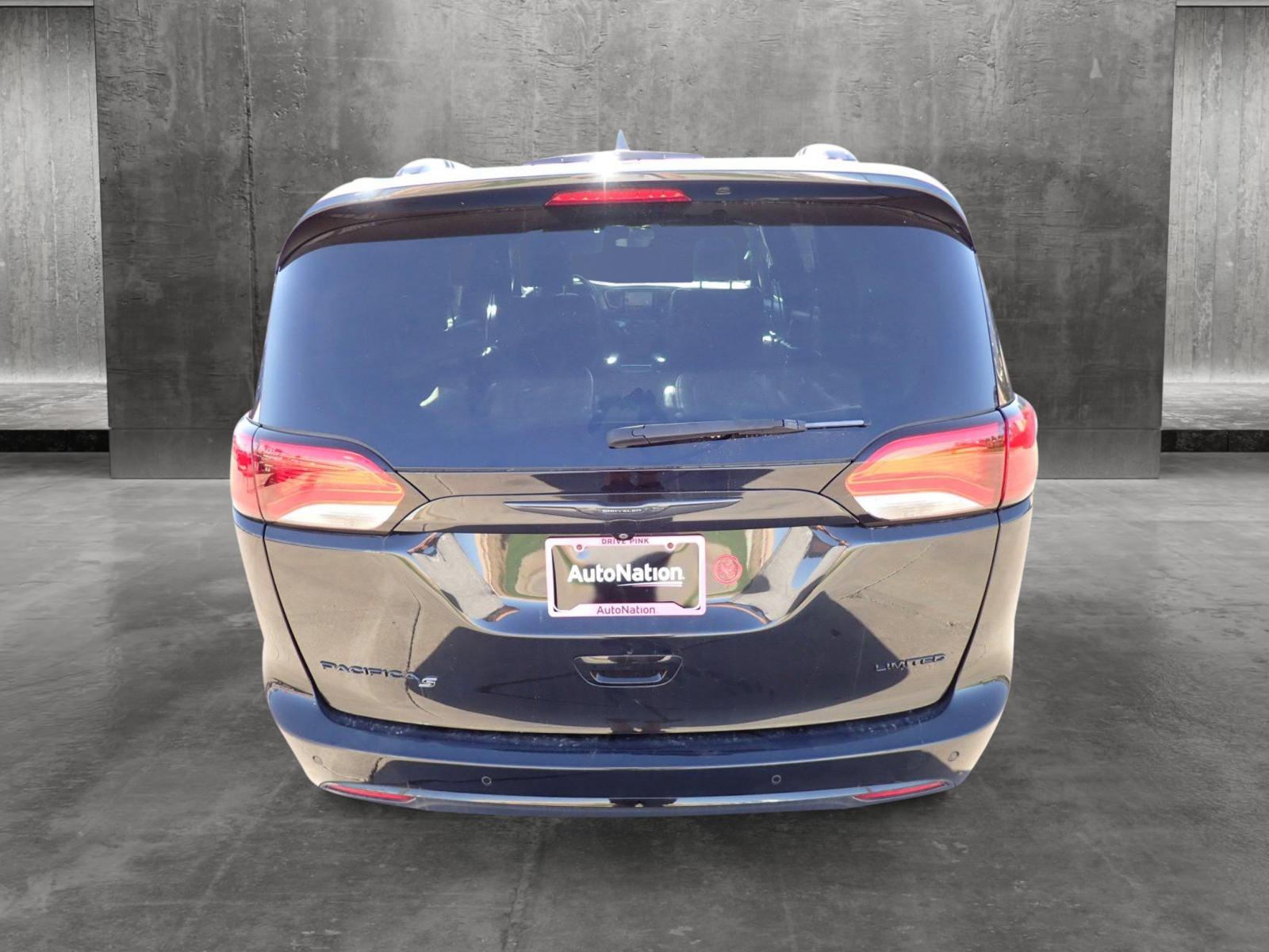 2019 Chrysler Pacifica Vehicle Photo in DENVER, CO 80221-3610