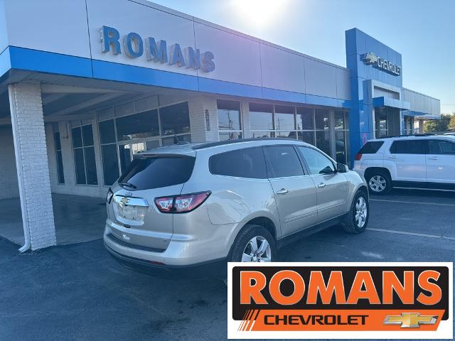 Used 2017 Chevrolet Traverse 1LT with VIN 1GNKRGKD9HJ155232 for sale in Independence, KS