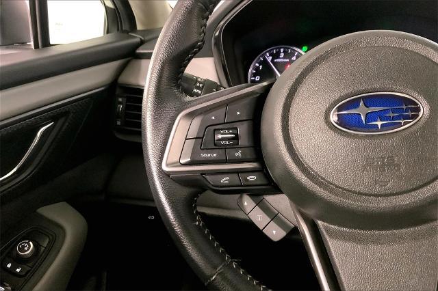 2022 Subaru Outback Vehicle Photo in Lees Summit, MO 64086