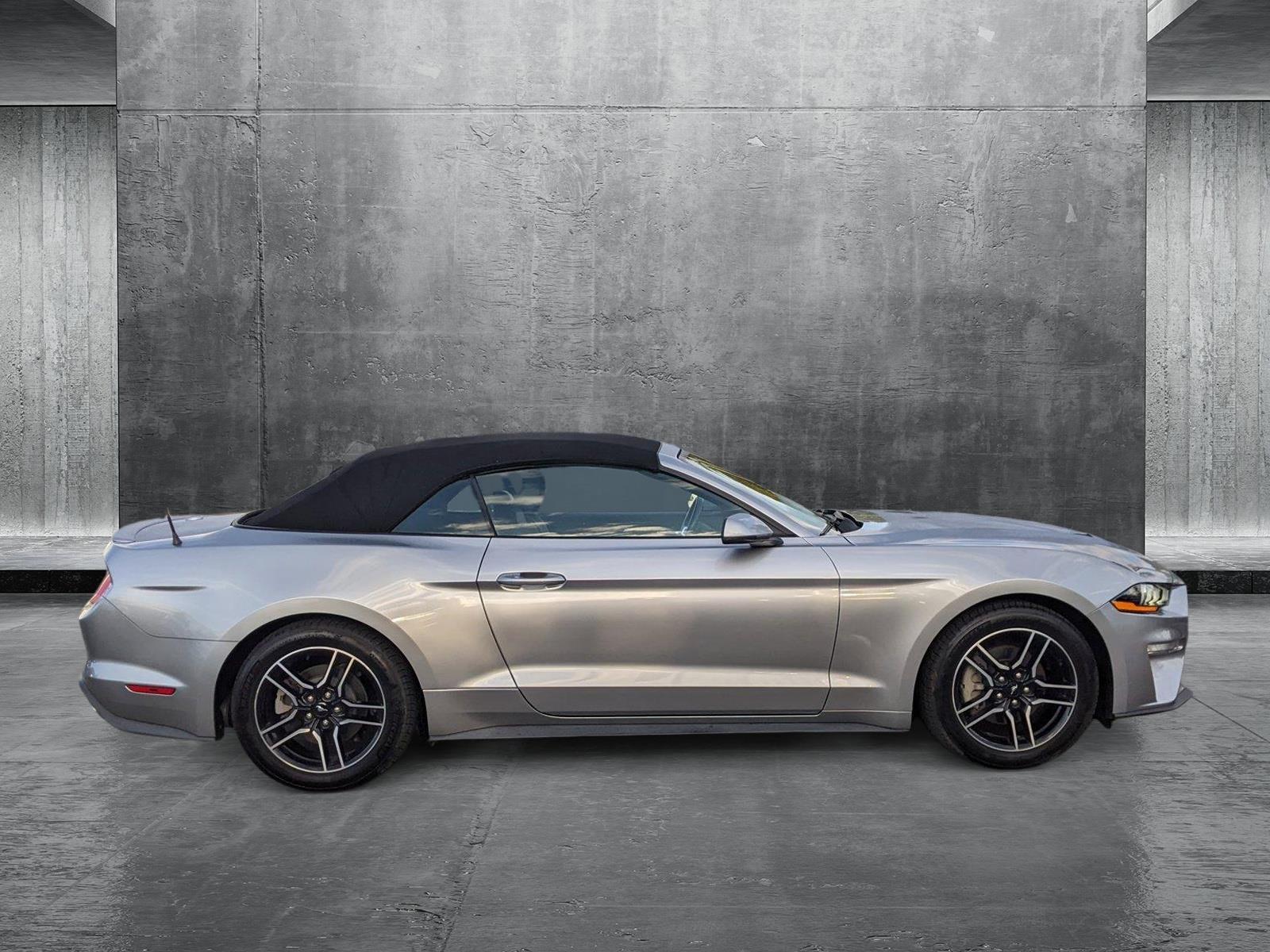 2020 Ford Mustang Vehicle Photo in PEMBROKE PINES, FL 33024-6534